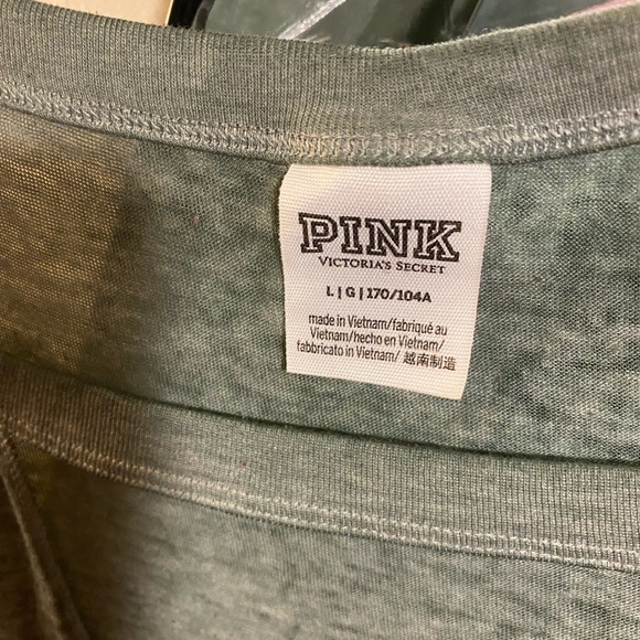 Victoria’s Secret Pink shirt - Picture 2 of 2